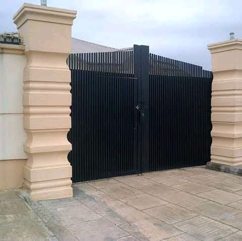 Custom swing and sliding gates